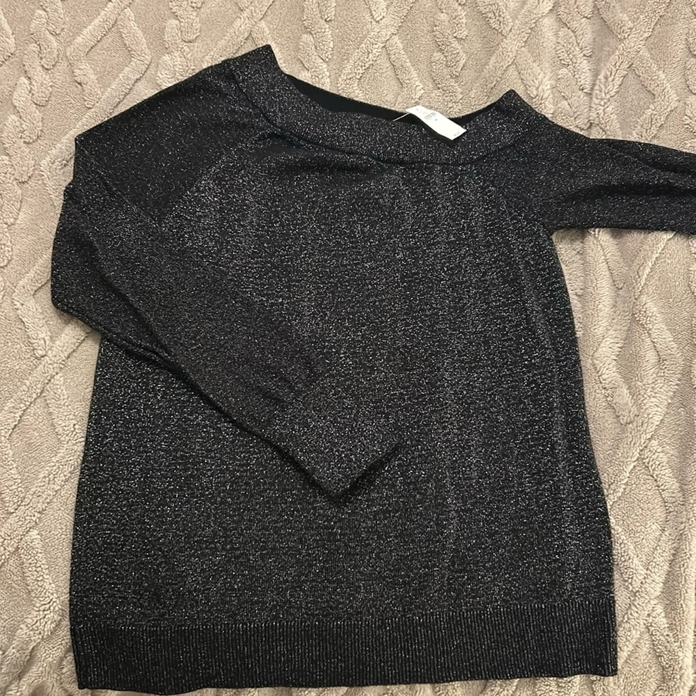 Asymmetrical knit top
